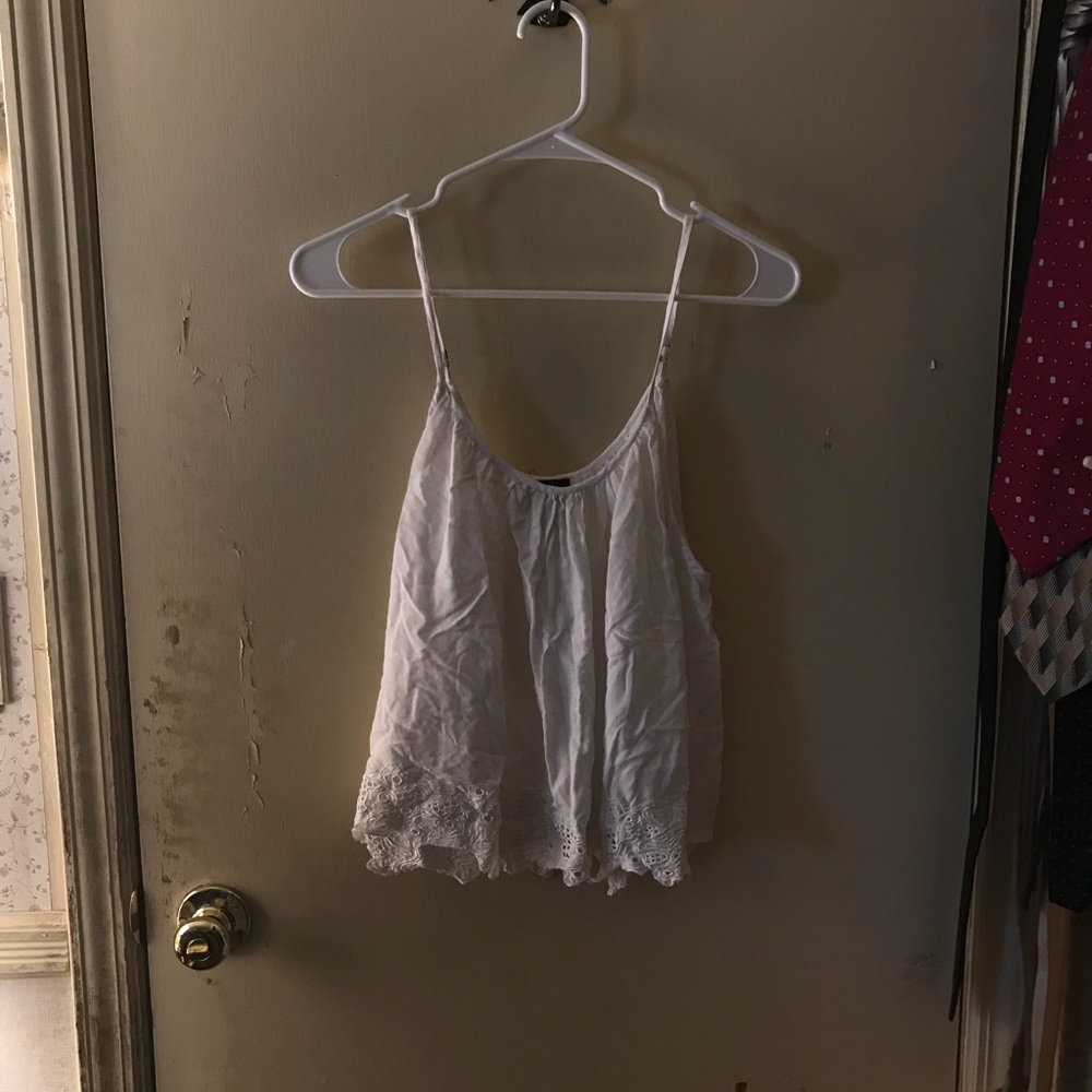 Lace Spaghetti Strap Crop shirt